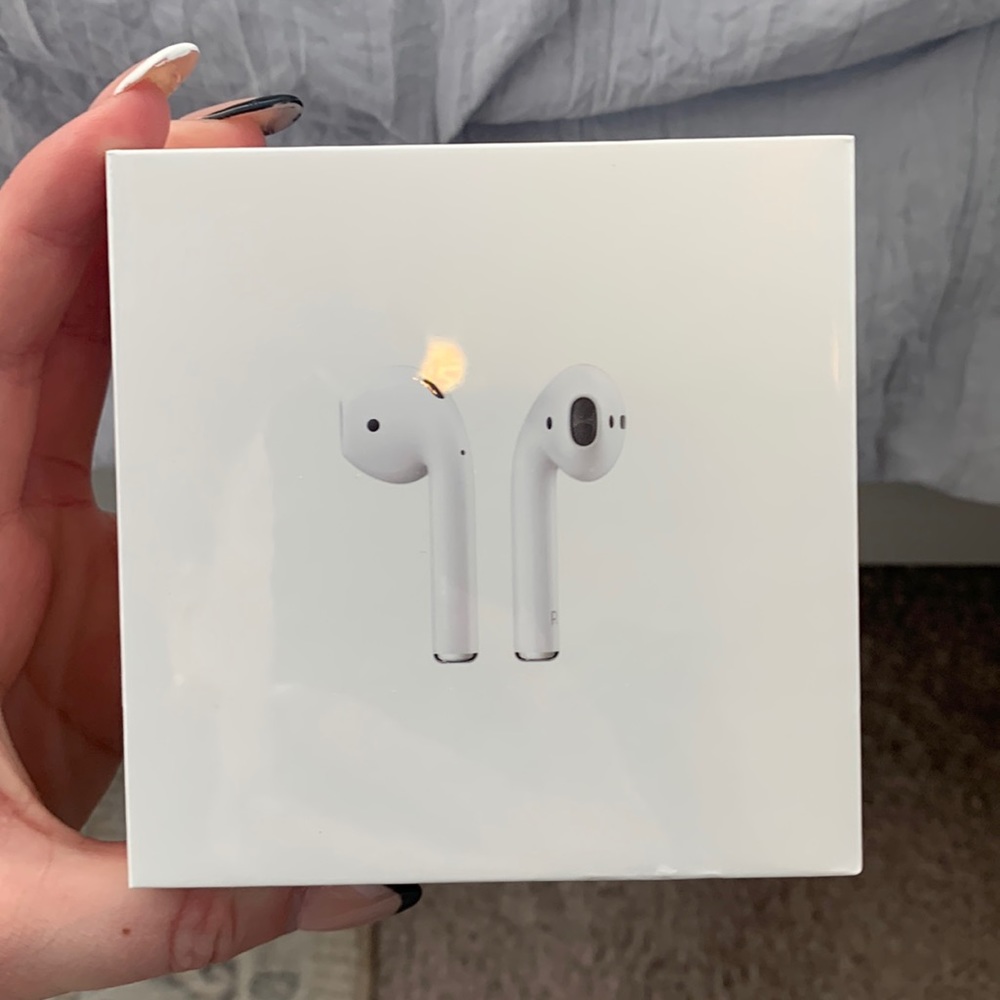 Brand New Unopened Apple AirPods w/ Charging Case
